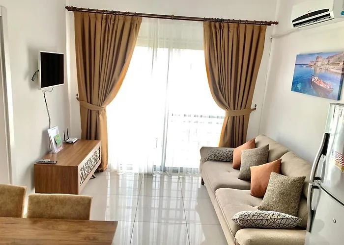 Beautiful One-bedroom Lukomorye B6 尼科西亚