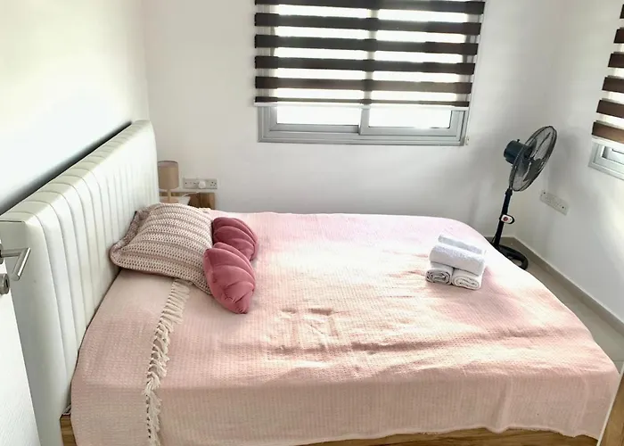 Beautiful One-bedroom Lukomorye B6 Апартаменты