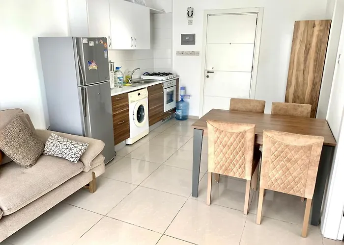 Beautiful One-bedroom Lukomorye B6 Апартаменты